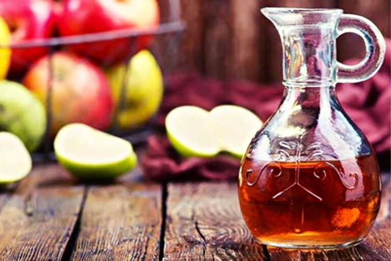 12 Home Remedies for Strep Throat & How to Use Them Naturally Daily