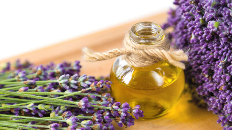 13 Essential Oils for Rosacea and How to Use Them - Naturally Daily