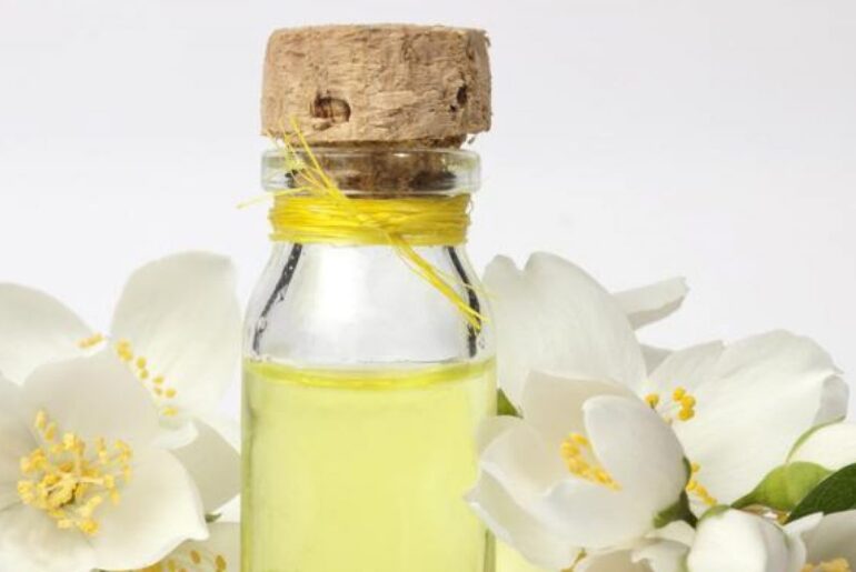 Litsea Essential Oil Benefits
