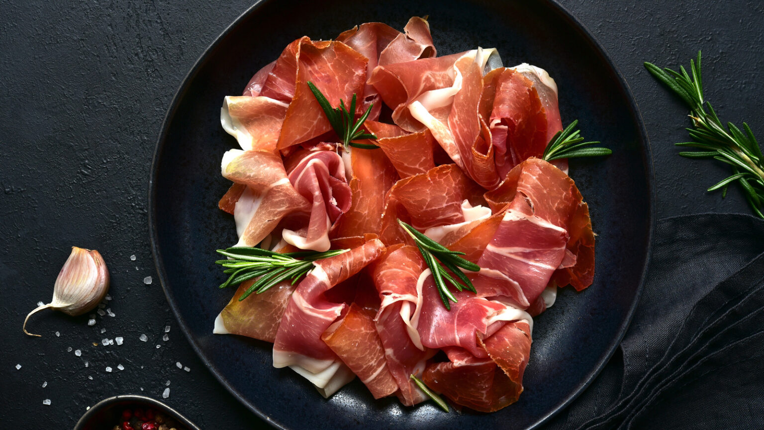 5 Substitutes for Pancetta (Veg & NonVeg) Naturally Daily
